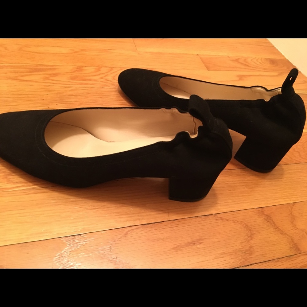 Everlane Black Suede Low Block Heel Pumps